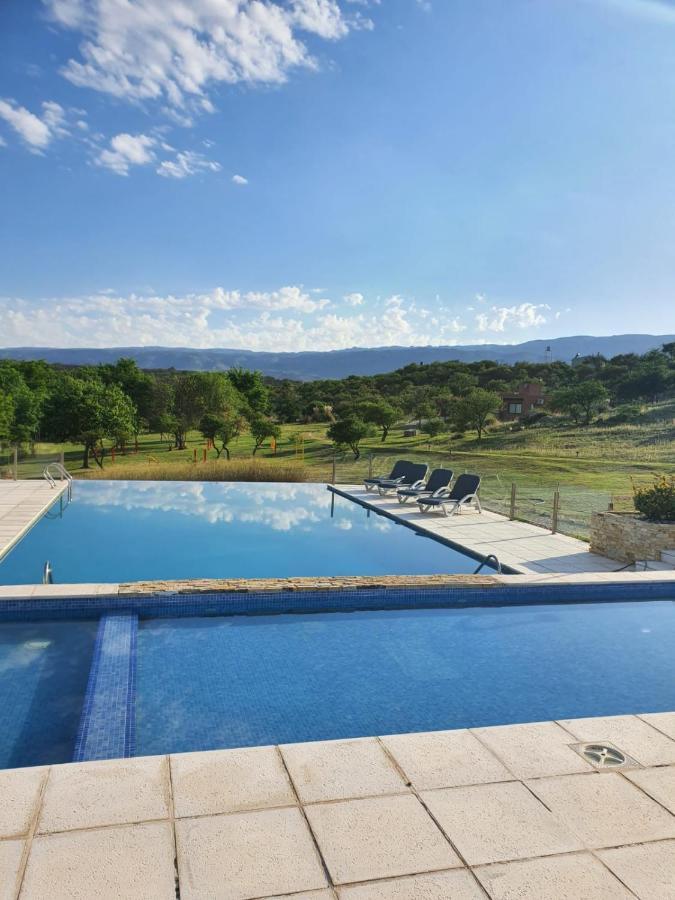 La Toscana Casas Y *