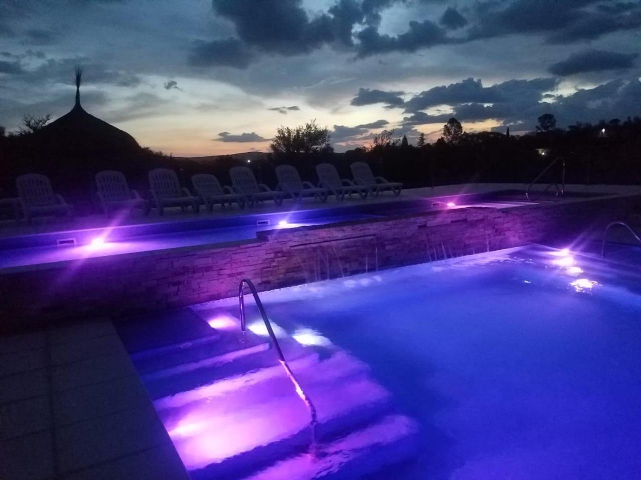 La Toscana Casas Y * Nono