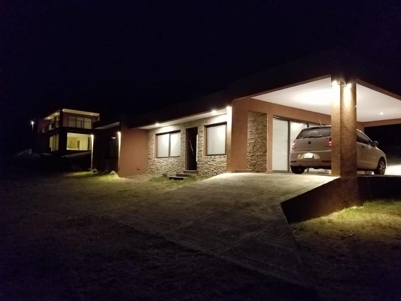 La Toscana Casas Y *